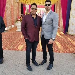 Meet your Posher, Harbinder